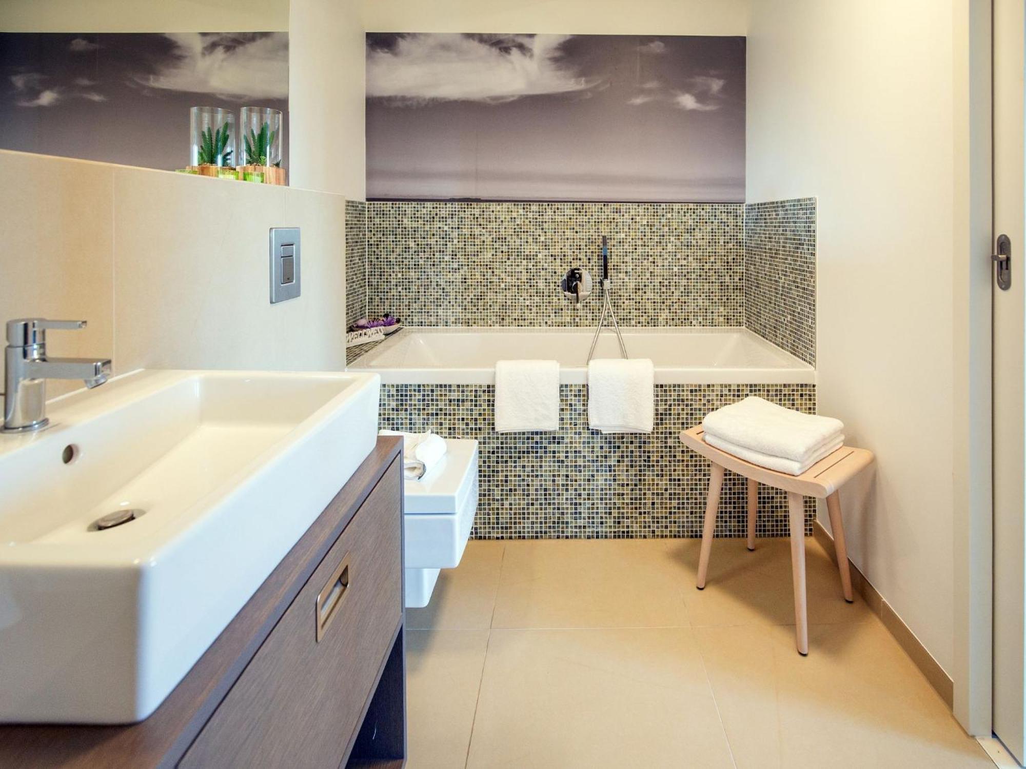 Duenenresidenz Prora - Ferienwohnung Mit Meerblick, 2 Schlafzimmern, Sauna Und Balkon Np-404 Binz Bagian luar foto